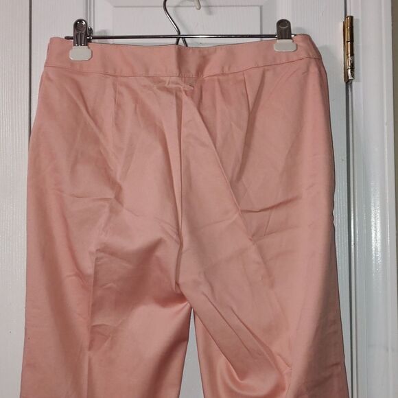 Liz Claiborne Audra light peach cropped pants  Sz 6P - Picture 6 of 7